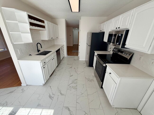 Photo - 118 Seattle Slew St House