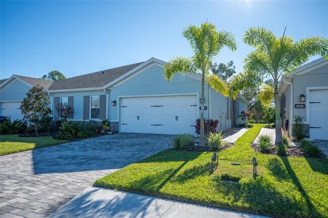 Building Photo - 1844 West Palms Drive