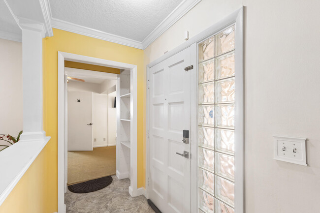Building Photo - 1059 Carambola Cir