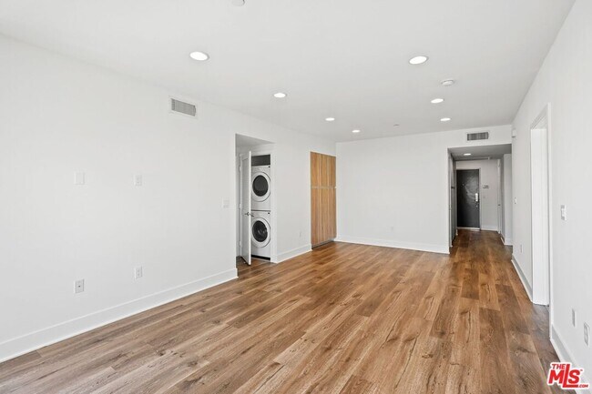 Foto del edificio - 1301 Brockton Ave