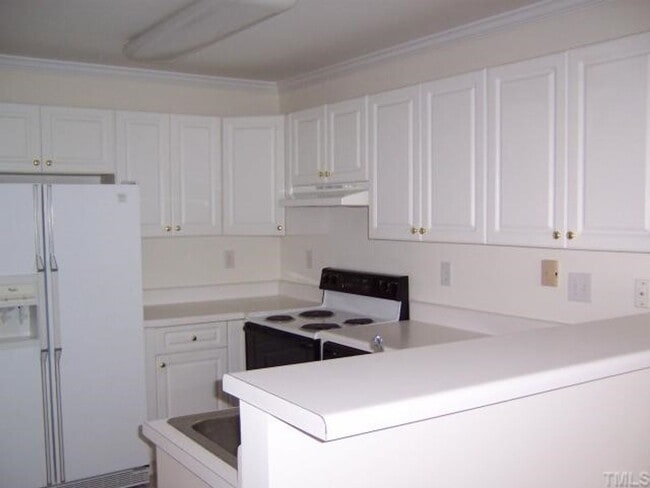 Building Photo - 132 Grande Meadow Way