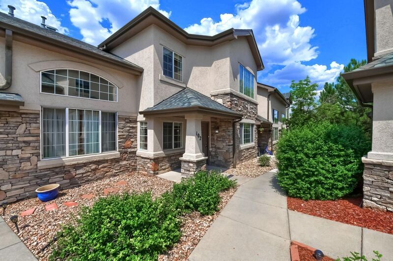 1445 S Chambers Rd Unit 102, Aurora, CO 80017 Condo for Rent in