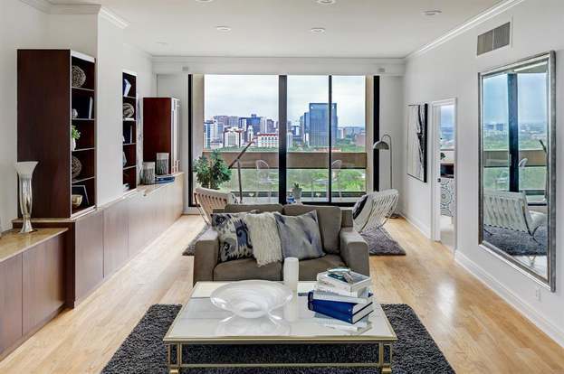 Foto del edificio - 1111 Hermann Dr