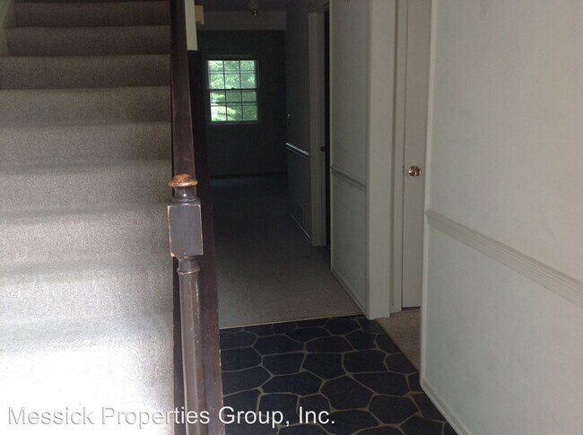 Foto del edificio - 3 br, 2.5 bath House - 2942-C St. Mark's Road