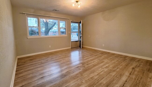 Building Photo - 1327 Credle Rd