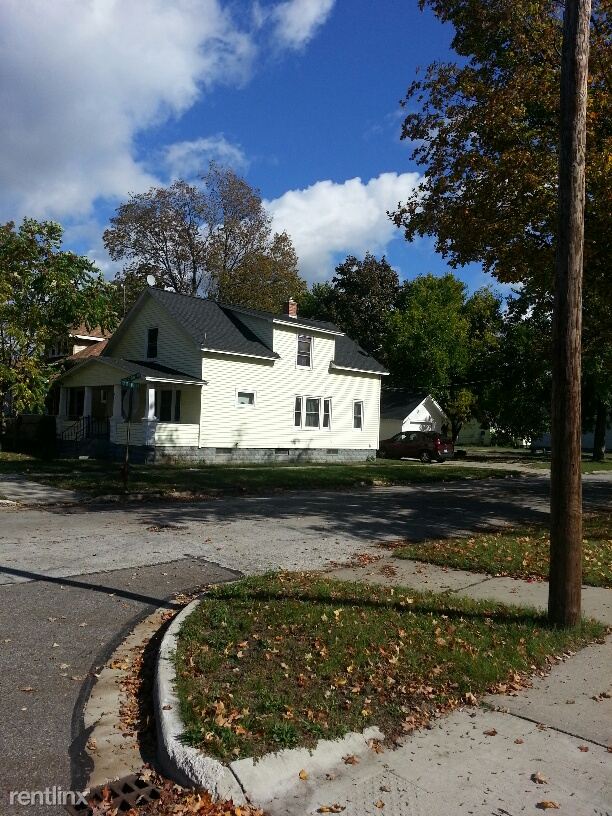 Primary Photo - 1506 8th St