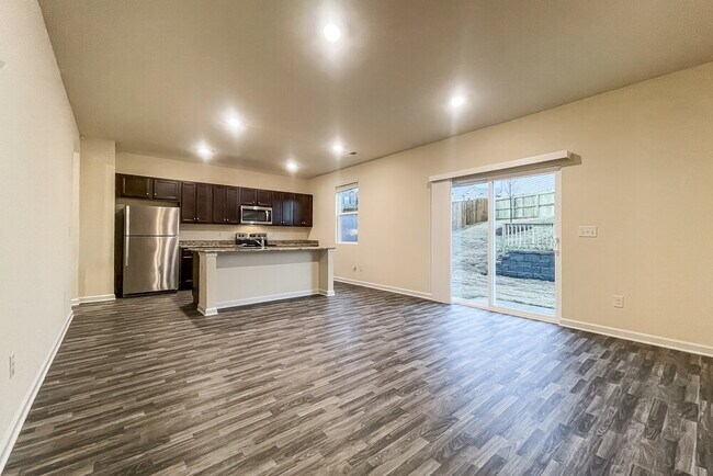 Building Photo - 322 Hamilton Pointe Dr