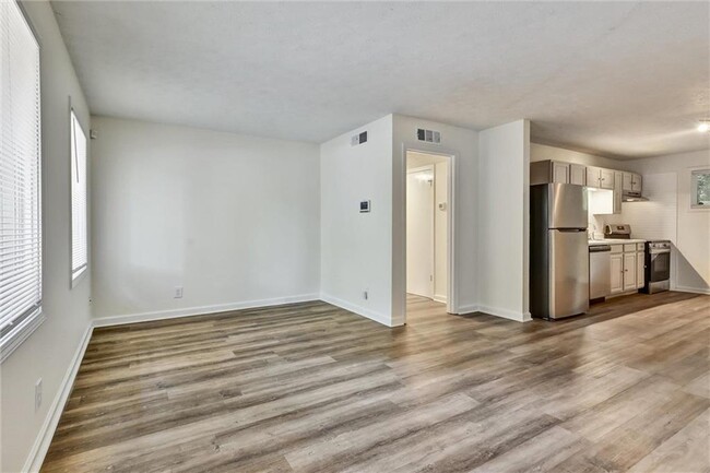 Foto del edificio - 4371 Springwood Terrace