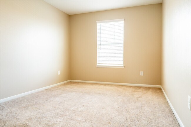 Building Photo - 11735 Armadale Dr