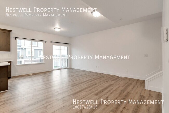 Foto del edificio - Fantastic 3-bed Townhome in Riverton