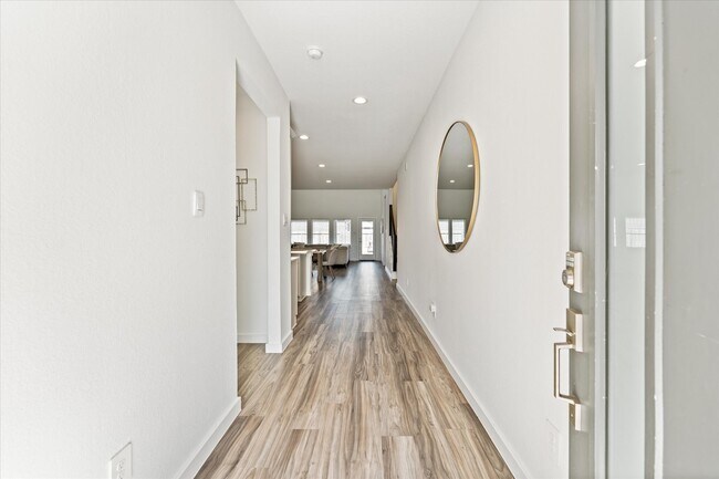 Foto del edificio - 10212 Prairie Creek Ln