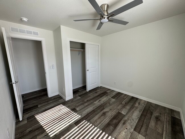 Foto del edificio - 2819 Sylvia St