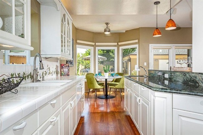 Building Photo - 3655 Garfield St