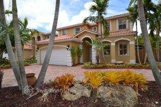Building Photo - 6243 SW 158th Ave