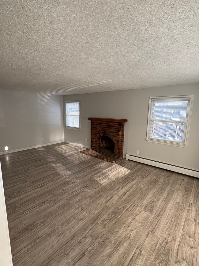 Foto del edificio - 22 Simpson Cir