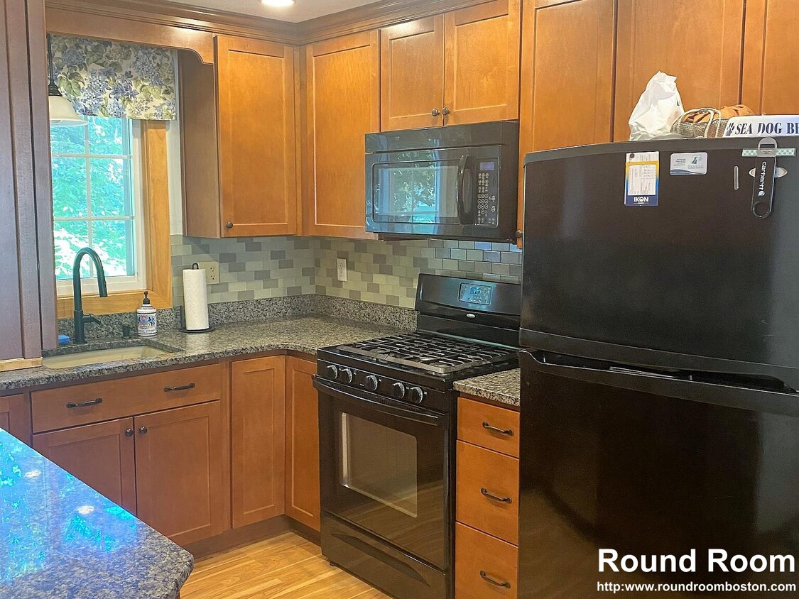 4 Cocci Way Unit n/a, Dedham, MA 02026 Condo for Rent in Dedham, MA