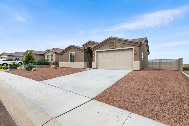 Building Photo - LOVELY HOME WITH ENERGY EFFICIENT FEATURES
