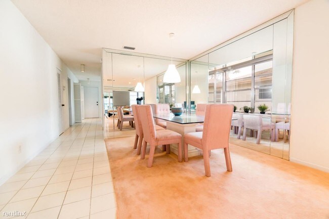 Building Photo - 2 br, 2 bath Condo - 5844 Areca Palm Ct Apt B