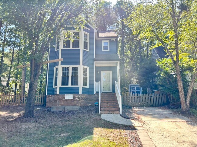 Foto del edificio - Cute cul-de-sac home in Woodcroft!