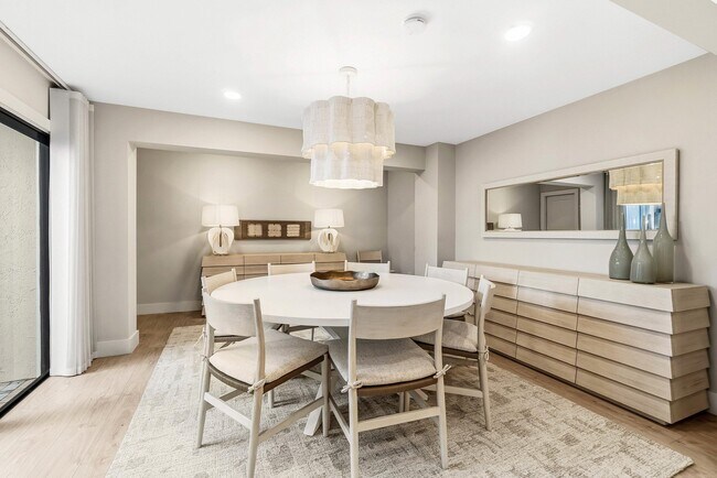 Foto del edificio - 2717 N Ocean Blvd