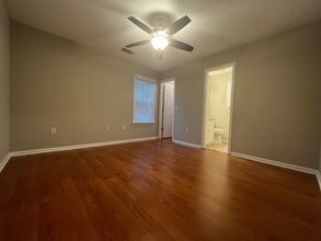 Building Photo - 2204 Gretels Hunt