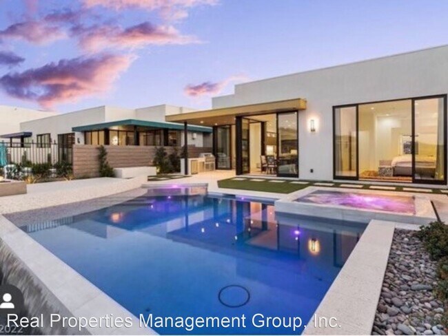 Foto del edificio - 3 br, 4 bath House - 680 Falcon Summit Court