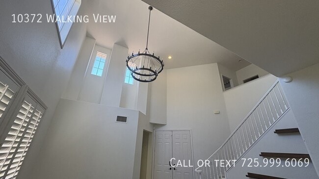 Building Photo - 10372 Walking View Ct