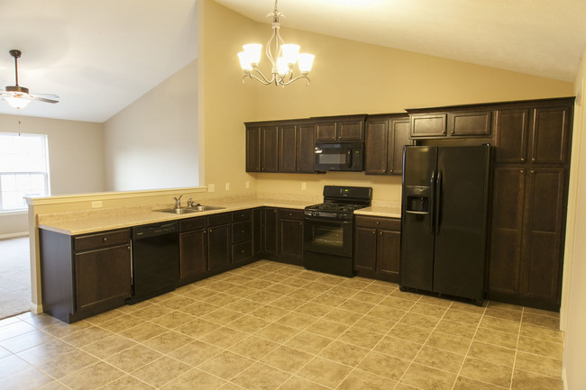 Kitchen - 3620 Chardonnay Ct