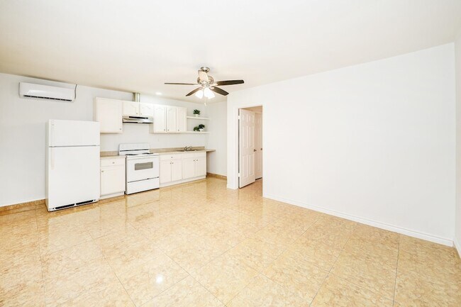 Foto del edificio - 1005 Andrew Ave