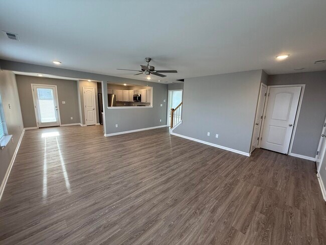 Building Photo - 8057 Driftwood Lp