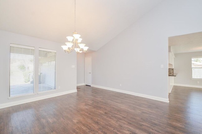 Foto del edificio - 2903 Pepperwood Dr