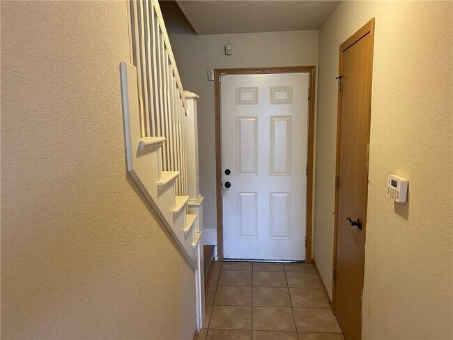 Foto del edificio - 3066 Memory Ln