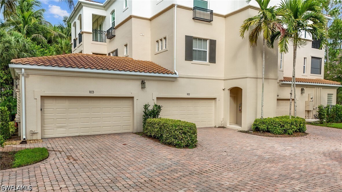 Building Photo - 2805 Tiburon Blvd E
