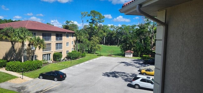 Building Photo - 1051 Foxfire Ln