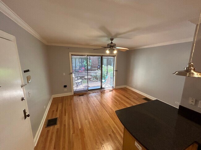 Foto del edificio - 1157 W Grace St