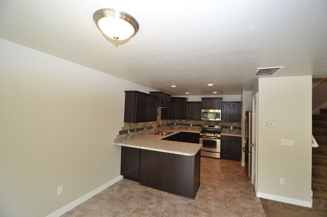 Foto del edificio - Beautiful 3 Bed/2.5 Bath in Draper!!!