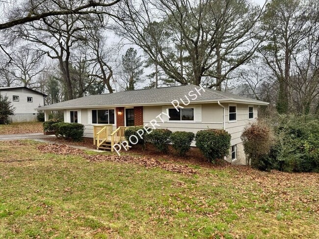 Foto del edificio - 3906 Forest Highland Cir