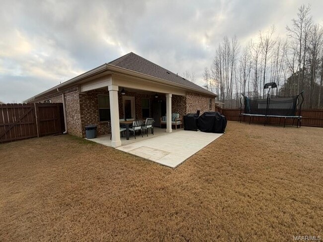 Foto del edificio - 220 Laila Wy