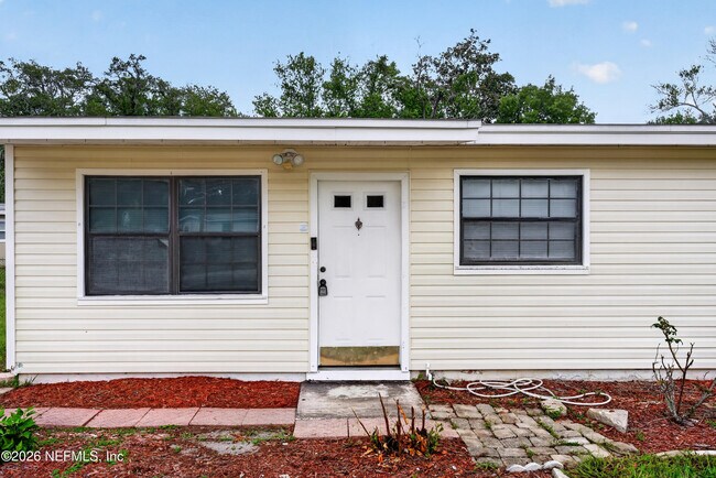 Foto del edificio - 255 Woodside Dr