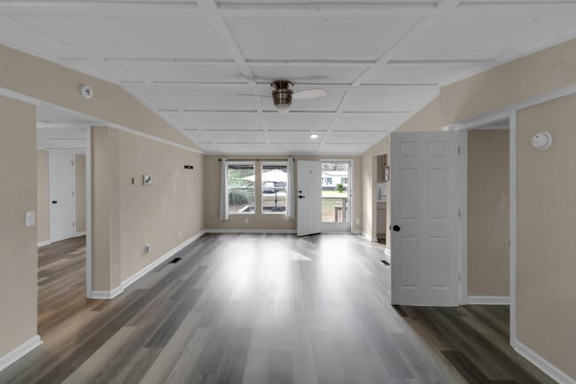 Foto del edificio - 1964 Adams St