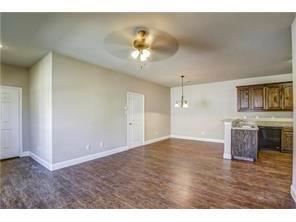 Building Photo - 465 Canvas Ct