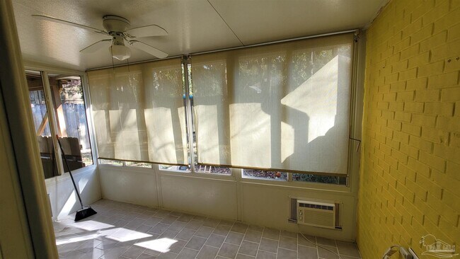 Foto del edificio - 4559 Tradewinds Dr