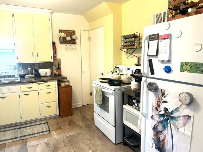 Foto del edificio - 532 Gilbert Ave