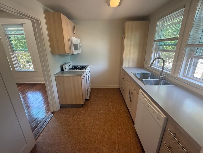 Foto del edificio - 715 W Hickory St