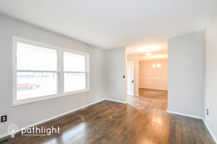 Primary Photo - 4033 Southbridge Drive, St. Peters, MO, 63376