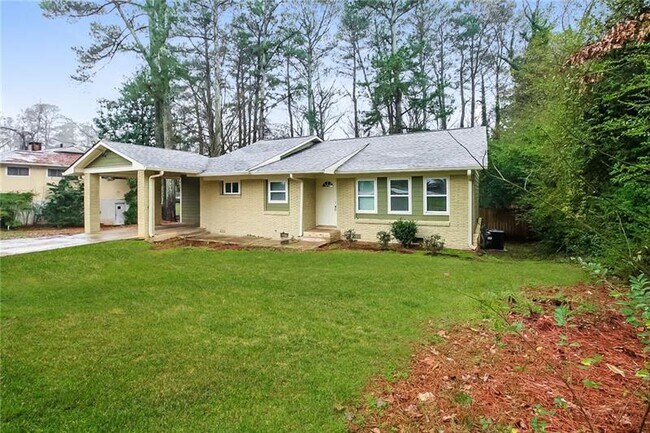 Building Photo - 2223 Columbia Dr