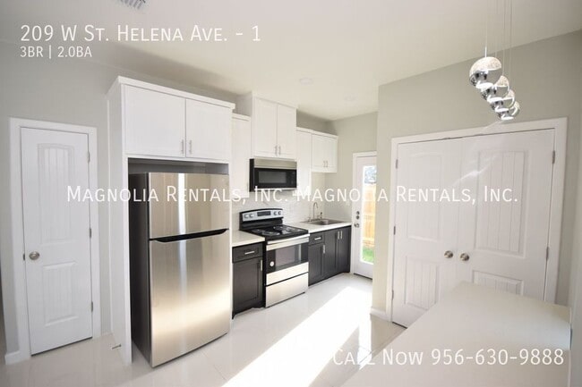 Building Photo - 209 W St Helena Ave