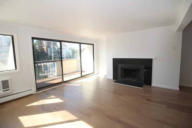 Wood Burning Fireplace in Living Room - 105 Harbor Dr