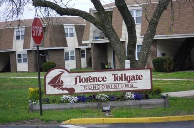 Foto del edificio - 36 Florence Tollgate Plz