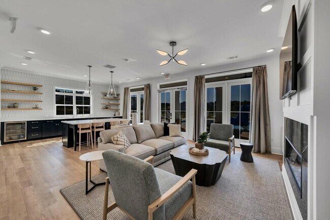 Foto del edificio - 513 Kirkland Rd